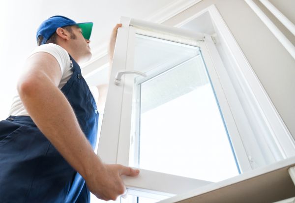 Vinyl Windows Installation in Holiday