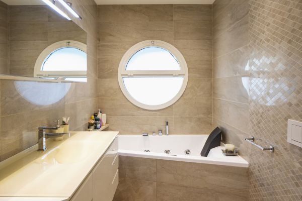 Circular Window Installation in Holiday