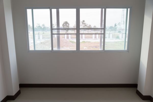 Sliding Windows Installation in Holiday