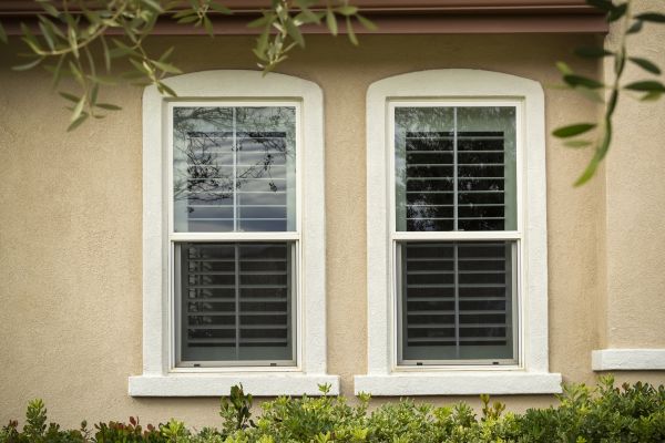 Single Hung Window Replacement in Holiday