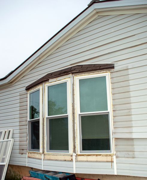 Bay Window Replacement in Holiday